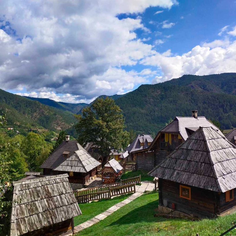 Јавни позив за подстицај развоја руралног туризма